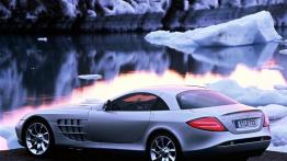 Mercedes SLR McLaren - widok z tyłu
