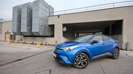 Toyota C-HR Hybrid  - po mieście na co dzień 