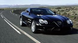Mercedes SLR McLaren - widok z przodu