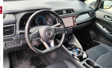 Nissan Leaf II Hatchback Elektryczny 40kWh 150KM 2022 Acenta