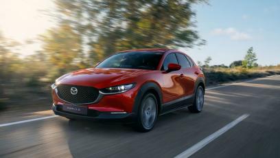 Mazda CX-30 po ważnych zmianach. Nowe systemy i bogatsze wyposażenie
