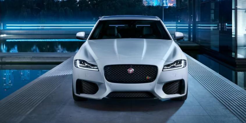 Jaguar Land Rover ma problem. Zysk spadł o 69 proc., firma tnie zatrudnienie
