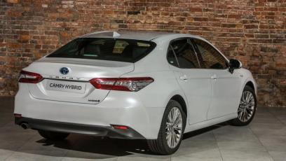  Ruszyła polska przedsprzedaż Toyoty Camry. Specjalnie dla polskich klientów Toyota Motor Poland przygotowała unikatową ofertę cenową