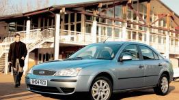 Ford Mondeo - widok z przodu