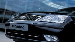 Ford Mondeo - widok z przodu