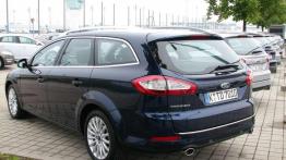 Dyskretna modernizacja - pierwsza jazda odświeżonym Mondeo