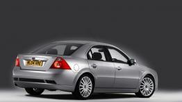 Ford Mondeo - widok z tyłu