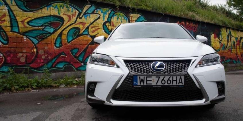 Używany samochód hybrydowy. Na co zwrócić uwagę?