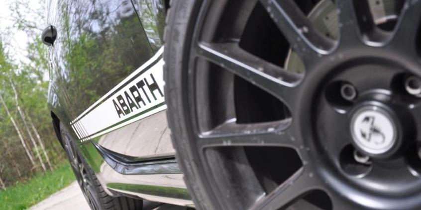Abarth 595 Competizione – pocałunek skorpiona