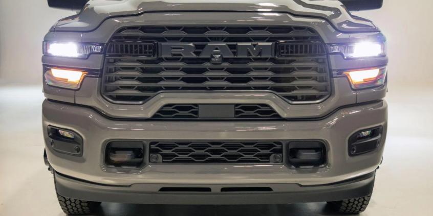 RAM 3500, 4500 i 5500 dostają czarny pakiet. Tak wygląda Night Edition MY2027