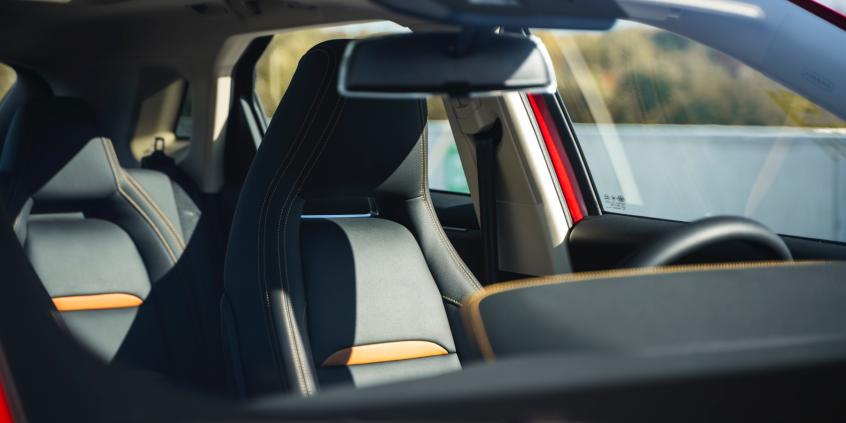 Bestune T77 to pozorna okazja. Ma jednak jedną zaletę