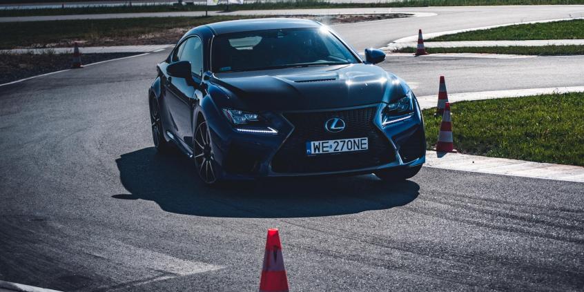 Lexus RC F – japońskie coupe nadal żywe
