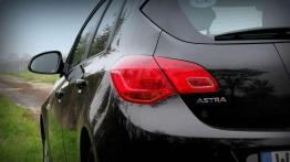 Opel Astra J - teraz trzeba błyszczeć