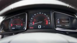 Citroen DS5 1.6 THP 200 KM - drogowy myśliwiec