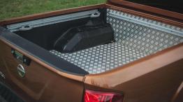 Nissan NP300 Navara - nieustraszony terenowiec