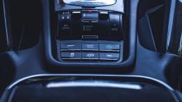 Porsche Cayenne GTS - praktyczny sportowiec