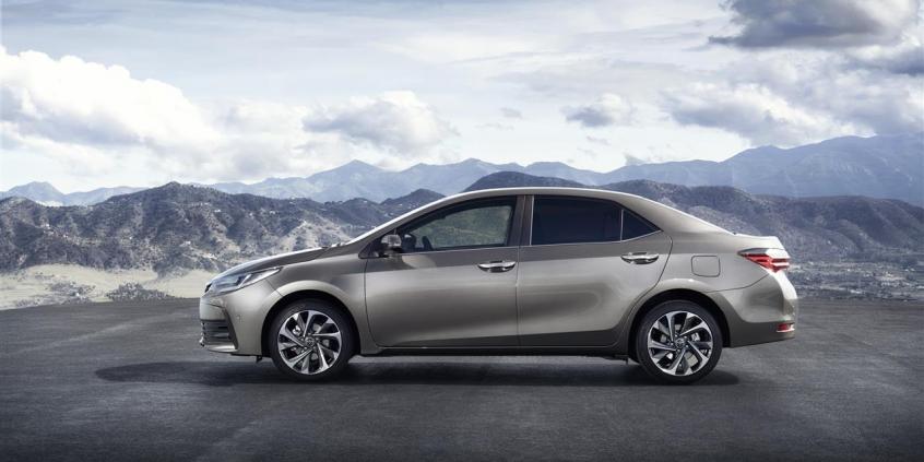 Corolla nieprzerwanie najlepiej sprzedającym się samochodem na świecie