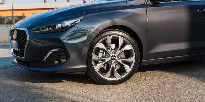 Hyundai i30 Fastback – atak z zaskoczenia 