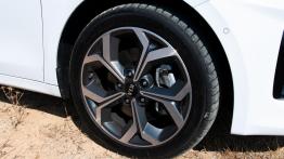 Bez apostrofu, ale lepiej – nowa KIA Ceed