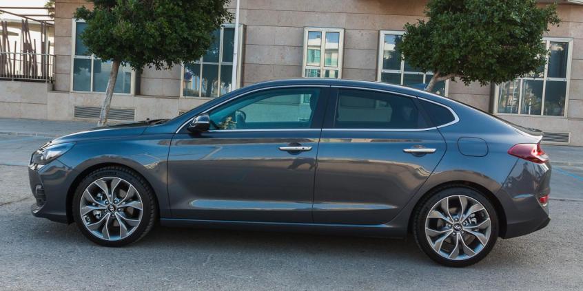 Hyundai i30 Fastback – atak z zaskoczenia 