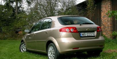 Chevrolet Lacetti Hatchback • Dane techniczne • AutoCentrum.pl