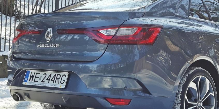 Renault Megane GrandCoupe – jak jeździ francuski sedan?