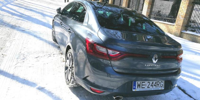 Renault Megane GrandCoupe – jak jeździ francuski sedan?