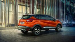 Zamawiasz auto kompaktowe w wypożyczalni, a na parkingu czeka... Renault Captur 0.9 TCe Intens. I co dalej?