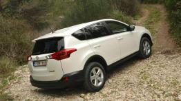 Nowa Toyota RAV4 - więcej, lepiej, inaczej