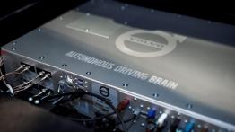 Szwedzkie rodziny pomogą w rozwoju samochodów do jazdy autonomicznej