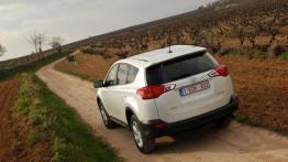 Nowa Toyota RAV4 - więcej, lepiej, inaczej