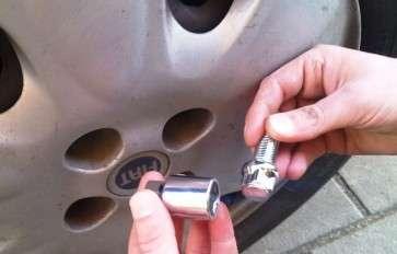 Pierścieniem w złodzieja