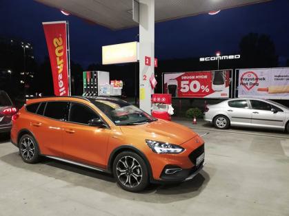 #Ford #Focus #Active #Ecoboost #tankowanie #CircleK