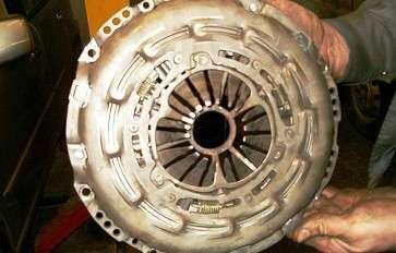 Z automatyczną korektą