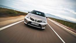 Toyota Auris II Hatchback 5d Diesel - widok z przodu