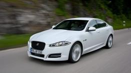 Jaguar XF Facelifting 2.2 Diesel - lewy bok