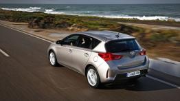 Toyota Auris II Hatchback 5d Diesel - widok z tyłu