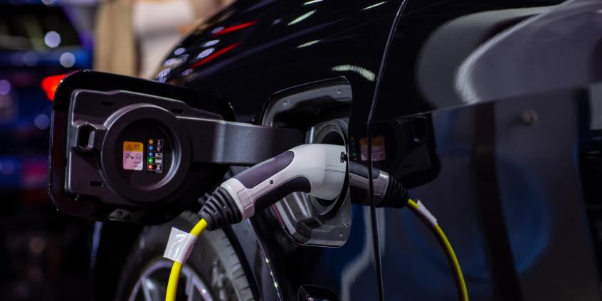 Od 1 lipca każdy elektryk będzie musiał mieć ten przycisk. Chiny zaostrzają przepisy
