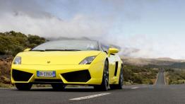 Lamborghini Gallardo LP560-4 Spyder - widok z przodu