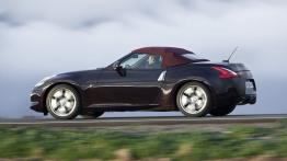 Nissan 370Z Roadster - lewy bok