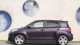 Toyota Urban Cruiser - lewy bok