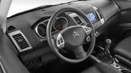 Citroen C-Crosser - pełny panel przedni