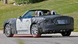 Szpiegowskie zdjęcia nowego Fiata 124 Spider