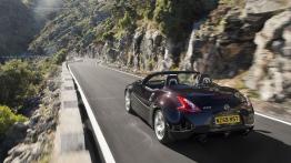 Nissan 370Z Roadster - widok z tyłu