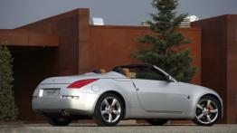 Nissan 350Z Roadster - prawy bok