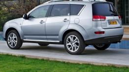 Citroen C-Crosser - lewy bok