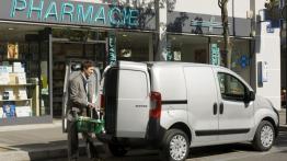 Peugeot Bipper - prawy bok