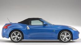 Nissan 370Z Roadster - prawy bok