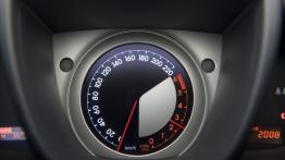 Toyota Urban Cruiser - obrotomierz