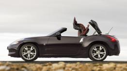 Nissan 370Z Roadster - lewy bok